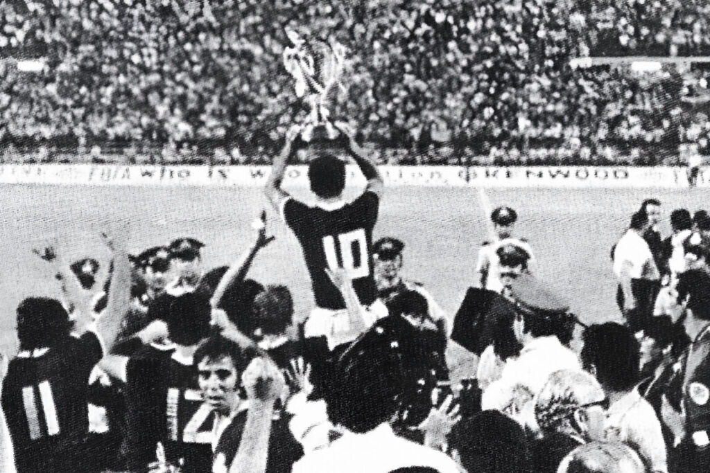 1977 ΤΕΛΙΚΟΣ ΚΥΠΕΛΛΟΥ ΠΑΝΑΘΗΝΑΙΚΟΣ- ΠΑΟΚ 2-1