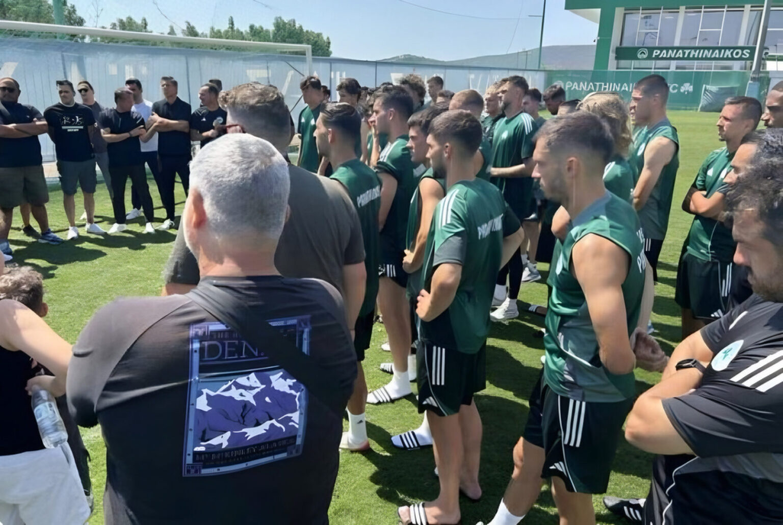 ΜΗΝΥΜΑ ΕΝΟΤΗΤΑΣ ΑΠΟ ΤΗ ΘΥΡΑ 13 ΣΤΟ ΚΟΡΩΠΙ: «ΚΟΝΤΡΑ ΣΕ ΟΛΟΥΣ, ΜΙΑ ΓΡΟΘΙΑ ΓΙΑ ΤΟ ΠΡΩΤΑΘΛΗΜΑ»
